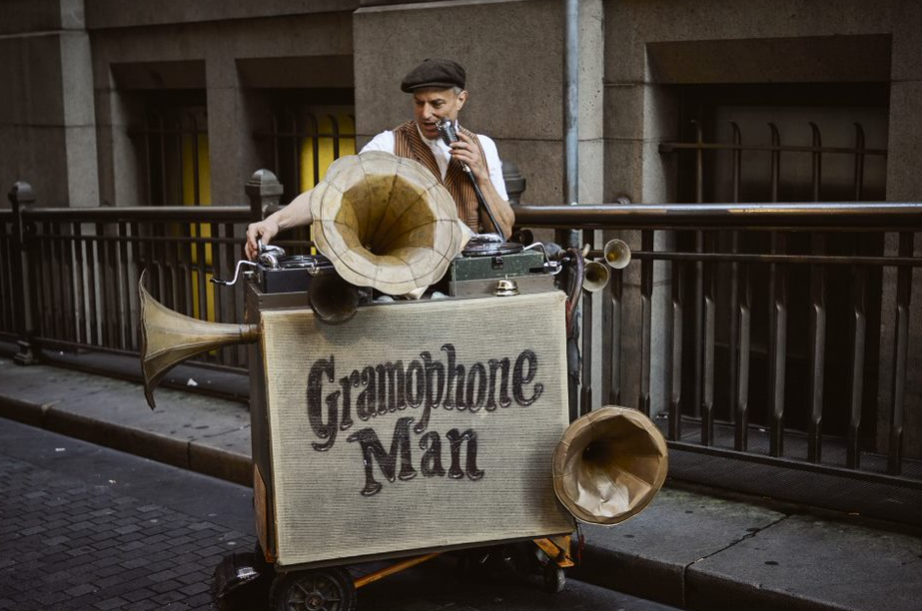 Gramophone Man.png