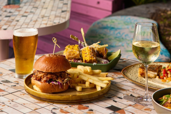 Untied_happy hour.png